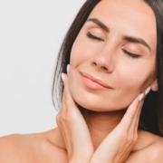 Medicina estetica non invasiva per il ringiovanimento cutaneo